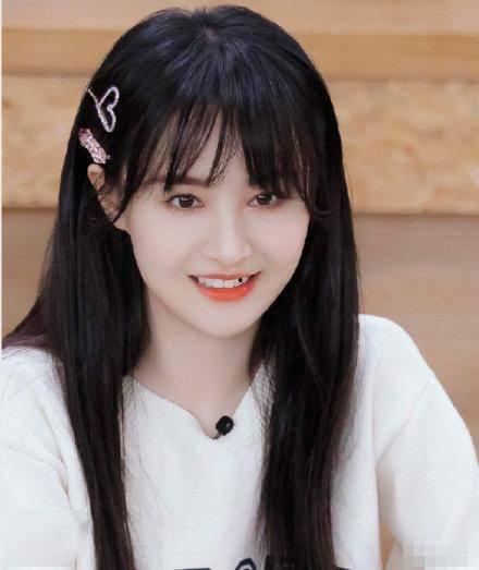 明星八卦爆料最新虞书欣,甜蜜互动引网友热议！